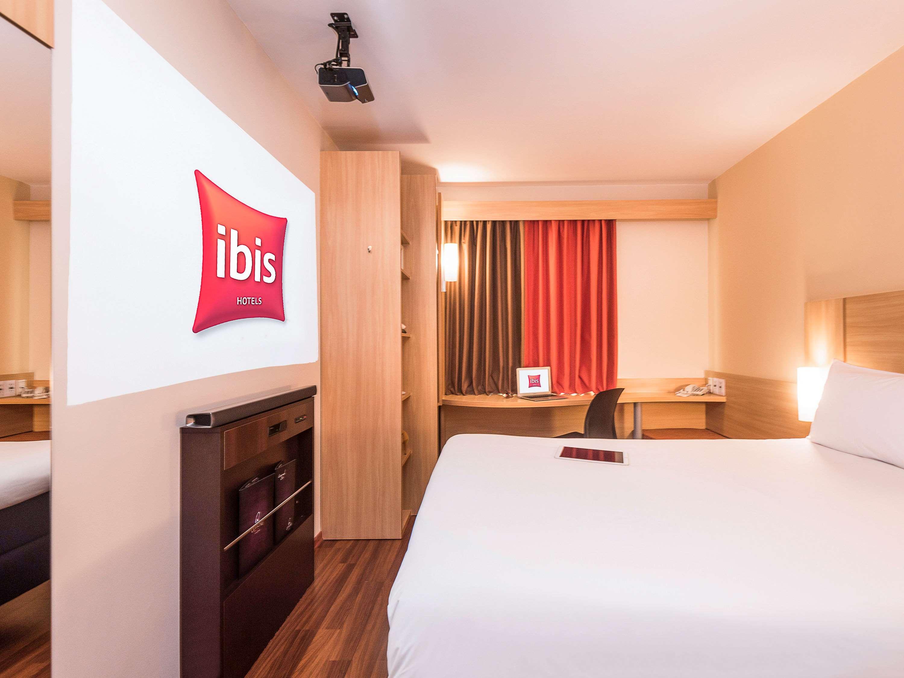 Ibis Santiago Las Condes Exterior photo